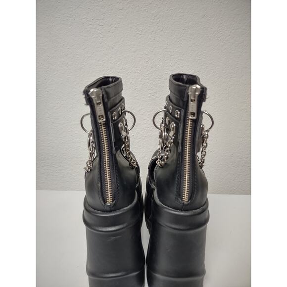 Demonia Wave 22 6” Platform Wedge Ankle Cutout Boot Goth Chain Halloween Sz 6 - Picture 13 of 16